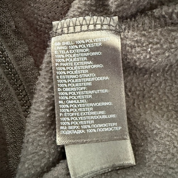 The North Face Men’s Black Full-Zip Jacket - Picture 7 of 7